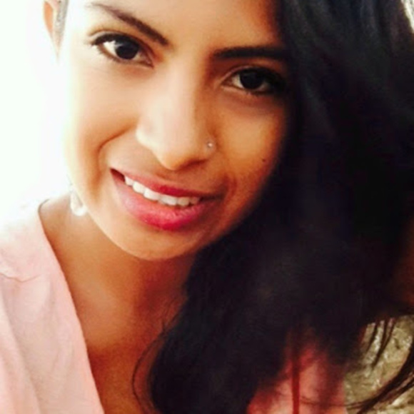 Meet your Posher, Rocio - Picture 1 of 1